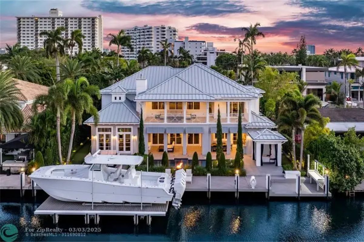 In Fort Lauderdale, this is an example of what you can buy for $9,999,000.