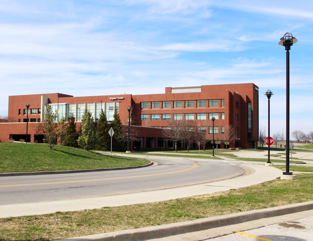 These are the 30 Best Public High Schools in Kansas for College Prep and Homebuyers with Kids