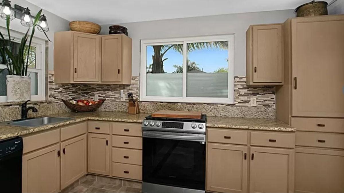 Check Out the Mosaic Backsplash Adding Character to This Kitchen