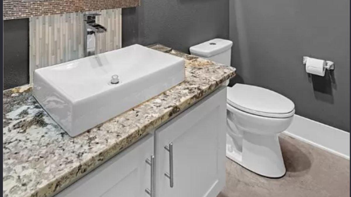 Modern Bathroom with a Textured Mosaic Backsplash