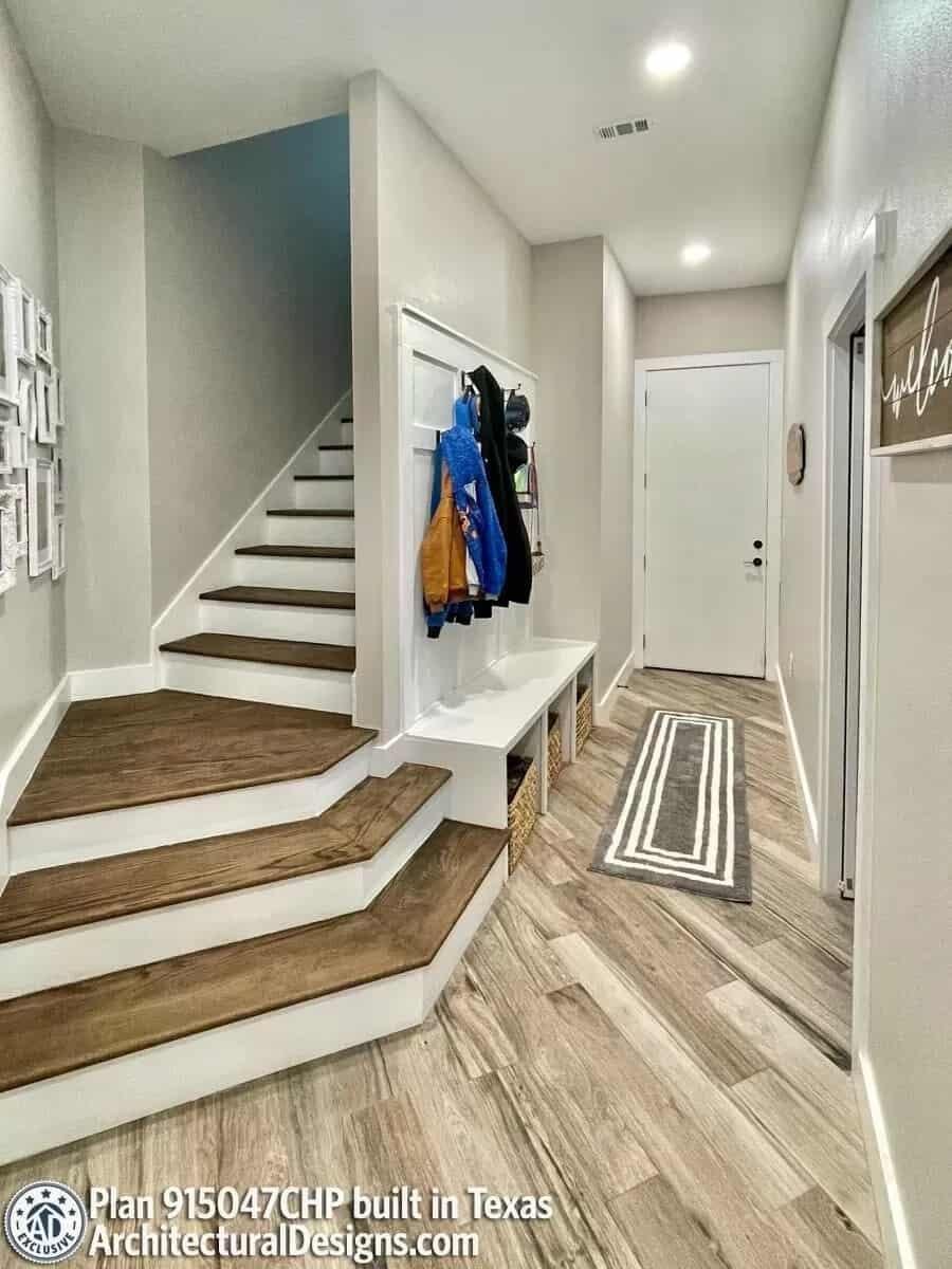 Spot the Stylish Storage Solutions in This Entryway