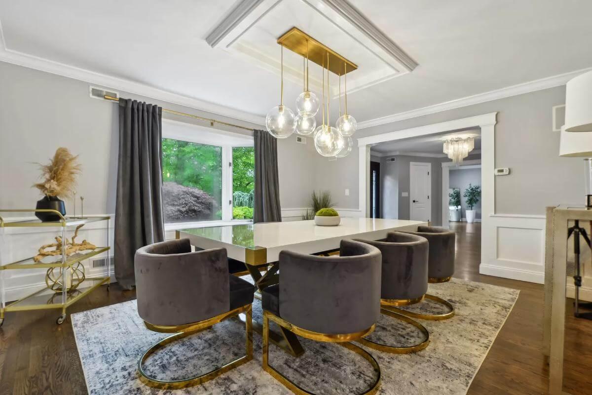 Elegant Dining Room with a Stunning Bubble Pendant Fixture
