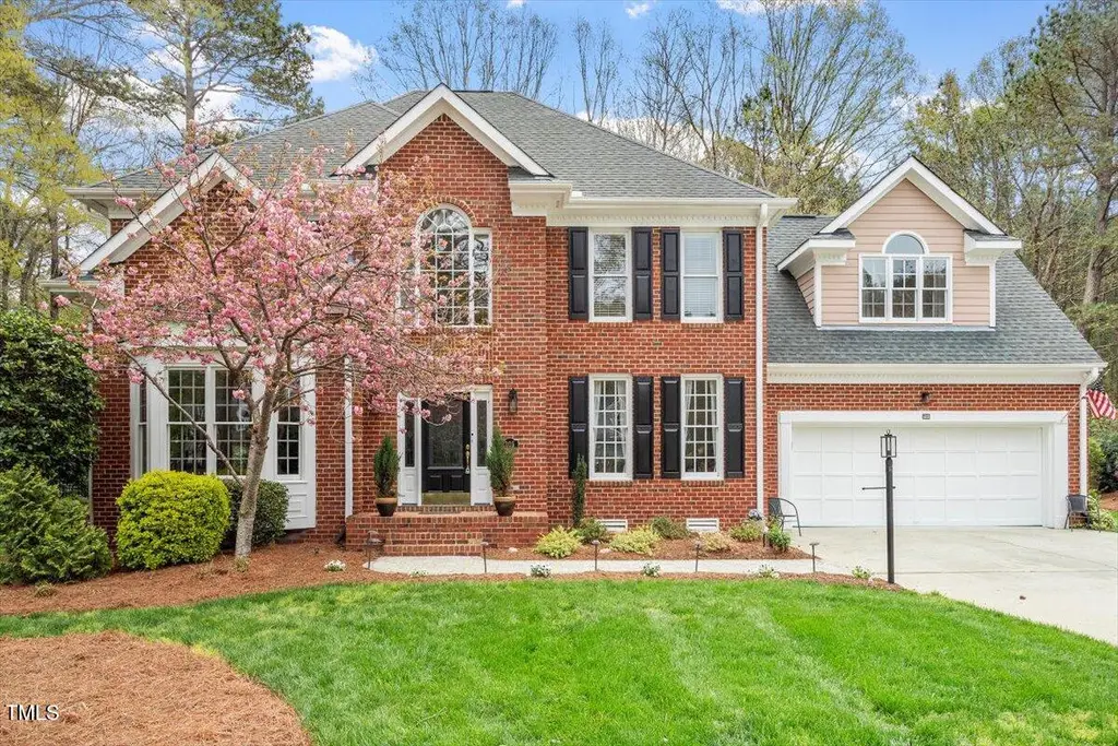Traditional 4-Bedroom Colonial-Style Home with Bonus Room and Screened-in Porch (3,341 Sq. Ft. Floor Plan)