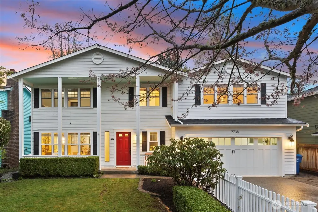 Colonial-Style 5-Bedroom Home with Loft and Double Garage (2,920 Sq. Ft. Floor Plan)
