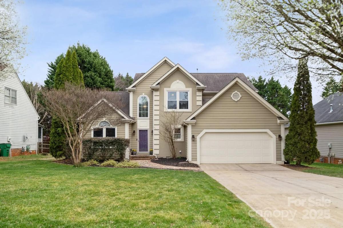 4-Bedroom Transitional Home with Two-Story Living Room and Jack-and-Jill Bathroom (2,050 Sq. Ft. Floor Plan)