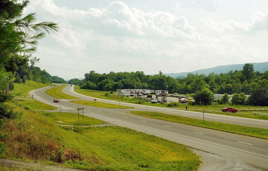10 Secluded Neighborhoods in Tennesseeโs Tennessee River Valley