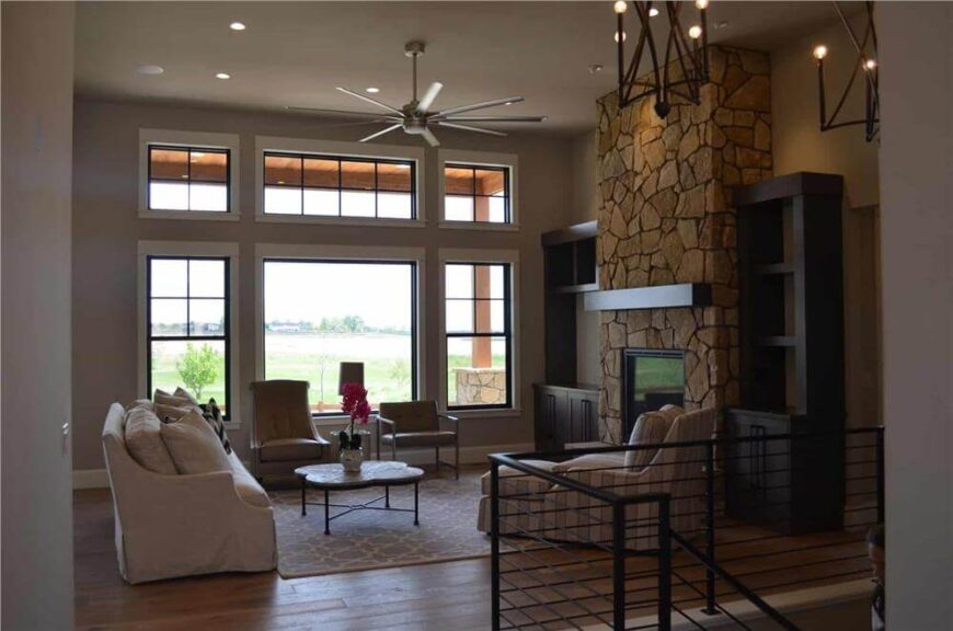 Contemporary-Style 4-Bedroom Home with Open Living Space and Lower ...