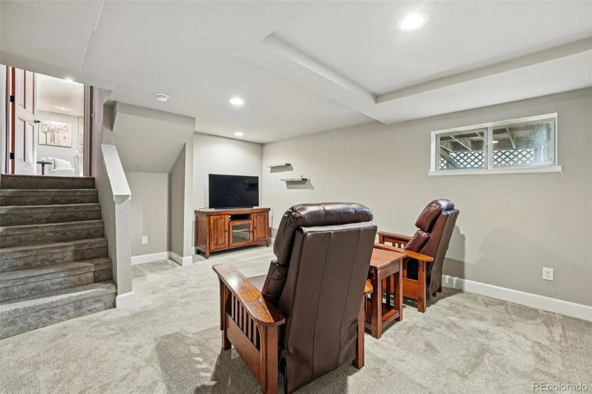 Traditional-Style 3-Bedroom Home with Two-Car Attached Garage and Several Patio Areas (2,622 Sq. Ft. Floor Plan)