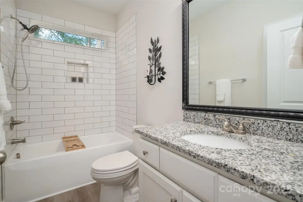 Kelly Ellis Hare @ Helen Adams Realty via Coldwell Banker Realty