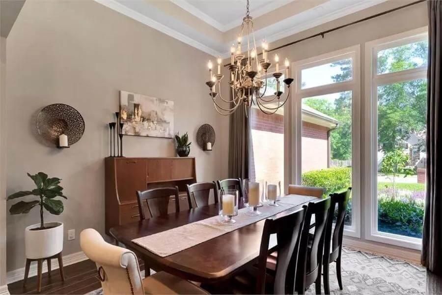 Elegant Dining Room with a Grand Chandelier as the Centerpiece