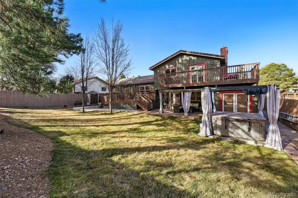 Traditional-Style 3-Bedroom Home with Two-Car Attached Garage and Several Patio Areas (2,622 Sq. Ft. Floor Plan)