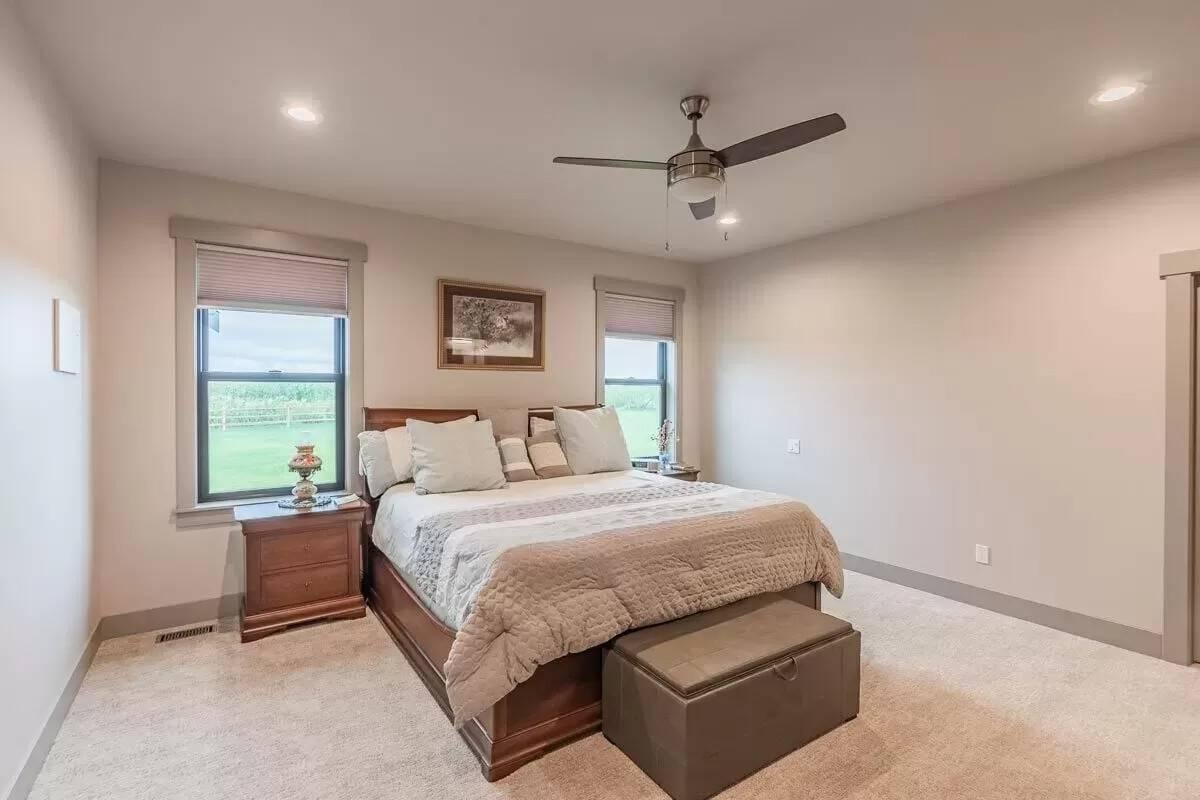Tranquil Bedroom with Thoughtful Wooden Accents