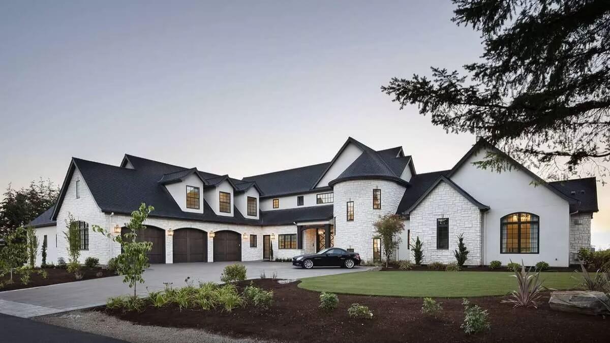 Wow, Look at That Turret on This Magnificent Mansion