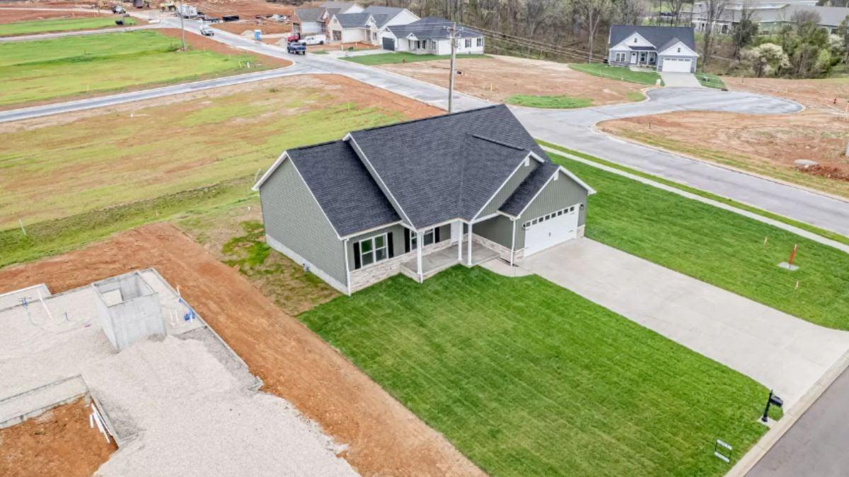 Discover the Symmetrical Appeal of This Ranch Style Home