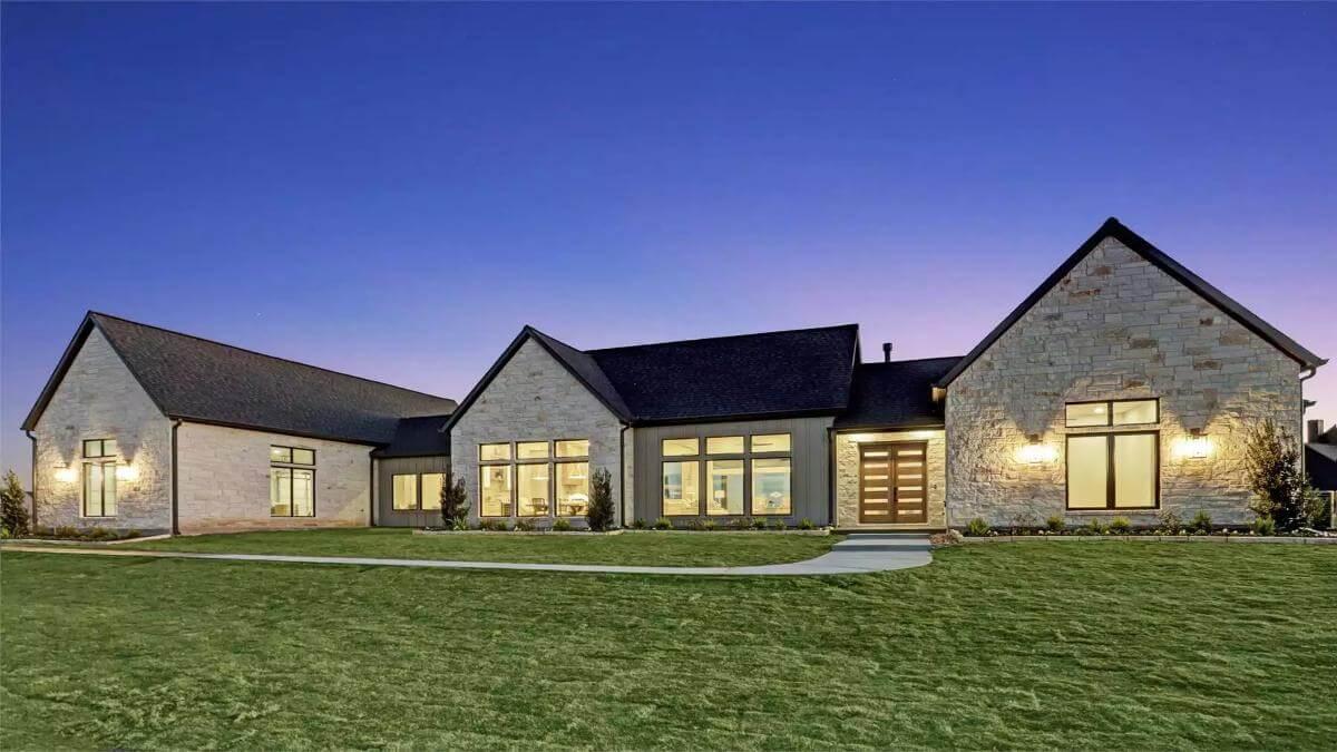 Modern Ranch-Style Marvel with Striking Stone Facade