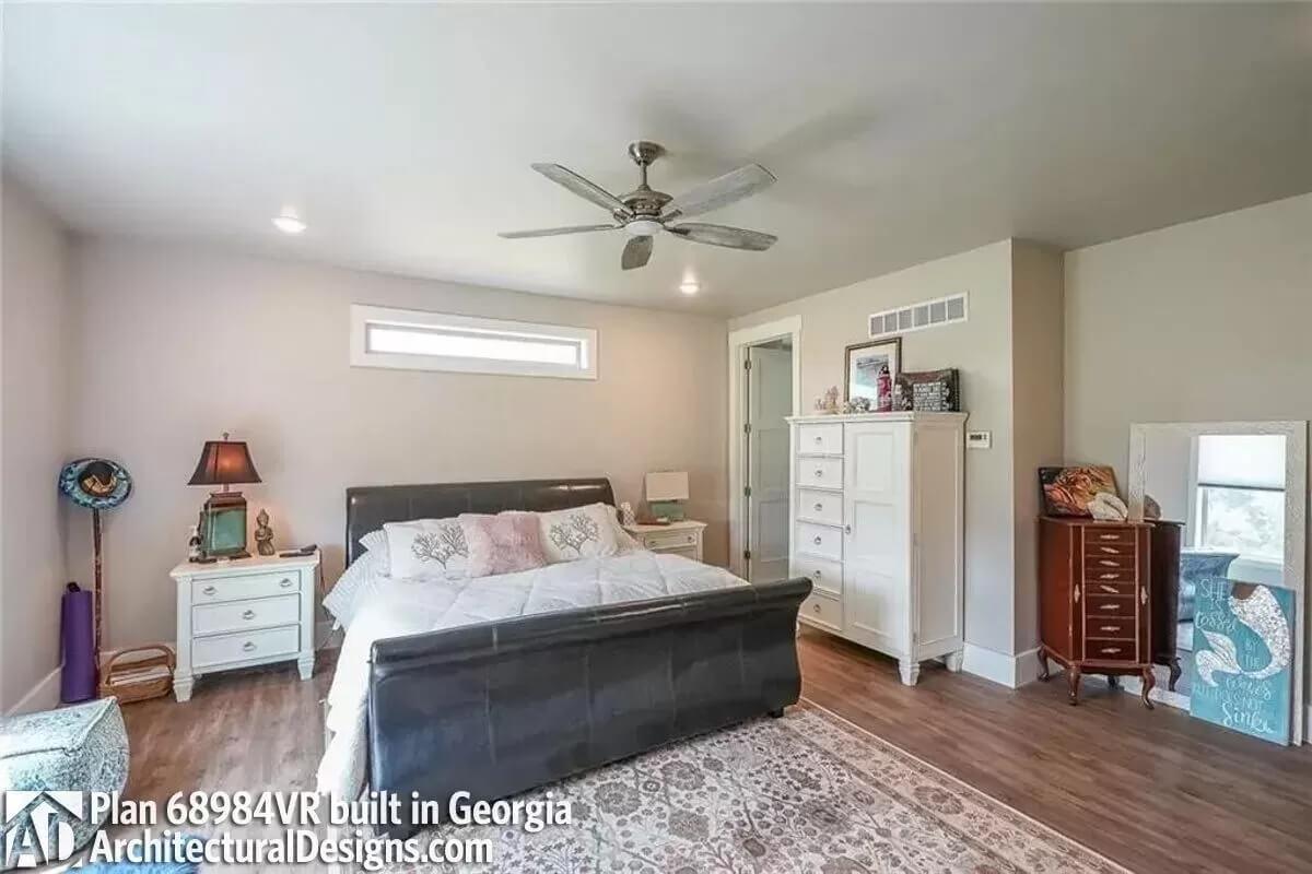 Look at the Sleigh Bed Bringing Classic Charm to This Bedroom
