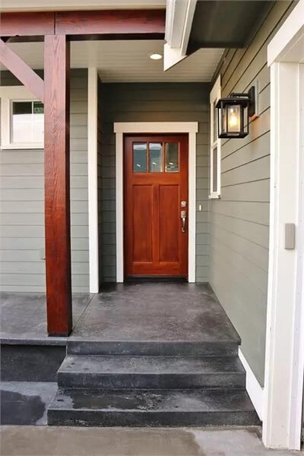 Take a Look at This Craftsman Door With Rich Wood Tones
