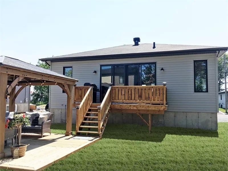 Pergola and Deck Setup Perfect for Summer Gatherings
