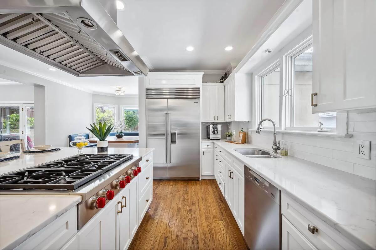 Spot the Bold Red Knobs on This Chef