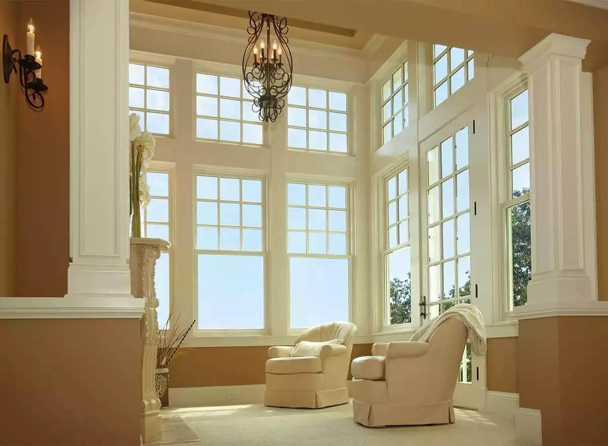 Bask in the Sunlight Through These Stunning Floor-to-Ceiling Windows