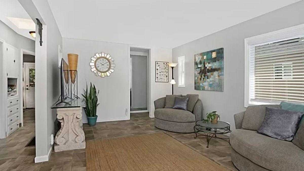 Cozy Nook with Swivel Chairs Perfect for Relaxation