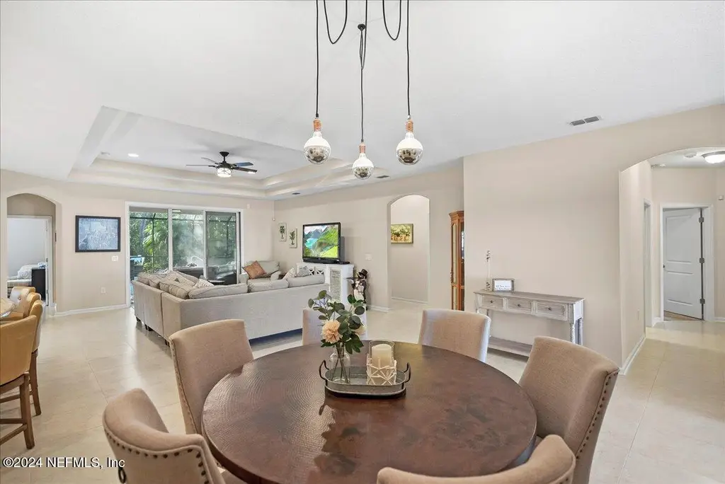 Traditional 5-Bedroom with Open-Concept Layout and Screened-in Pool (2,319 Sq. Ft. Floor Plan) 
