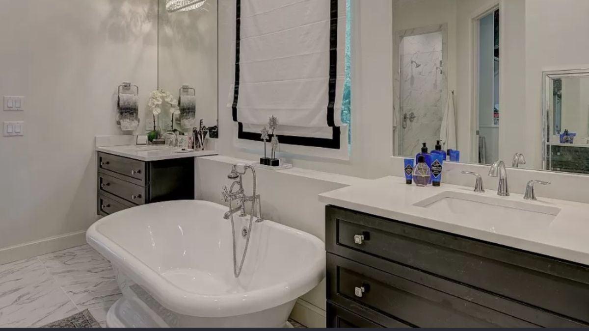Elegant Bathroom Sanctuary with a Freestanding Tub as the Centerpiece