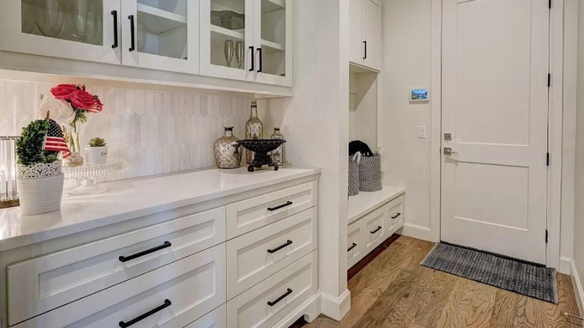 Admire the Thoughtful Organization in This Charming Mudroom