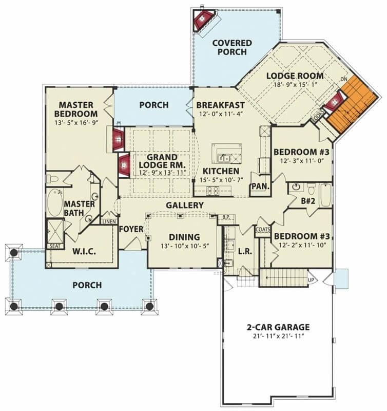 Spacious Craftsman Floor Plan With a Grand Lodge Room