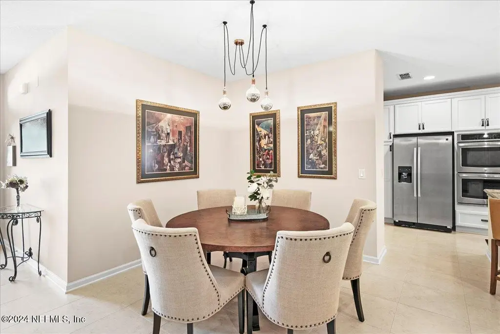 Traditional 5-Bedroom with Open-Concept Layout and Screened-in Pool (2,319 Sq. Ft. Floor Plan) 