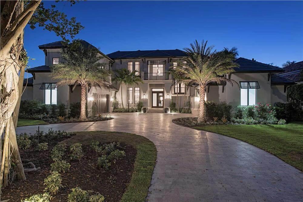Stunning Contemporary Home with a Welcoming Curved Driveway