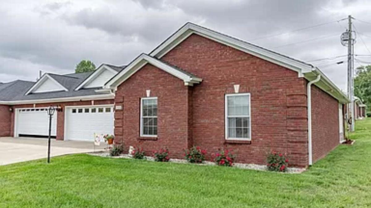 Brick Simplicity with White Trim Adds a Crisp Touch