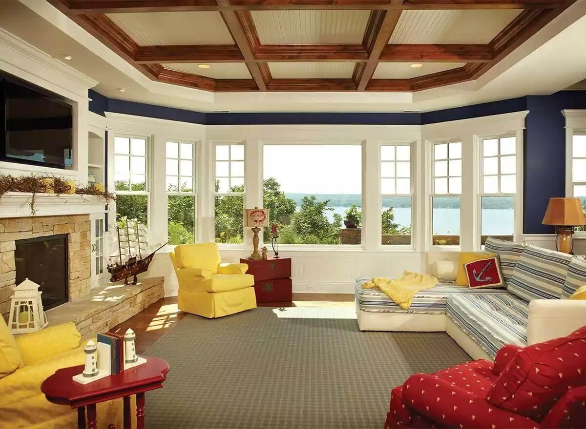 Take in the Vibrant Bay Views Through These Gorgeous Windows