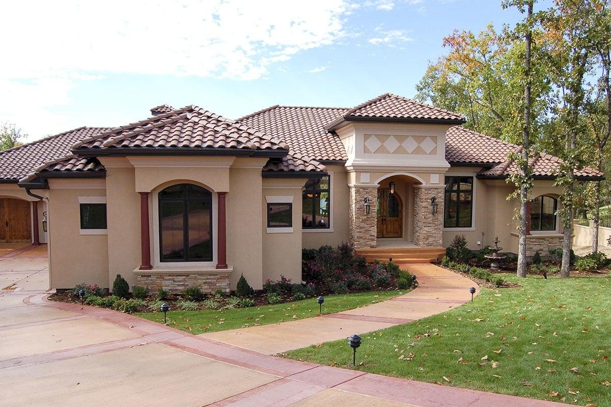 Mediterranean Charm with a Distinctive Tile Roof