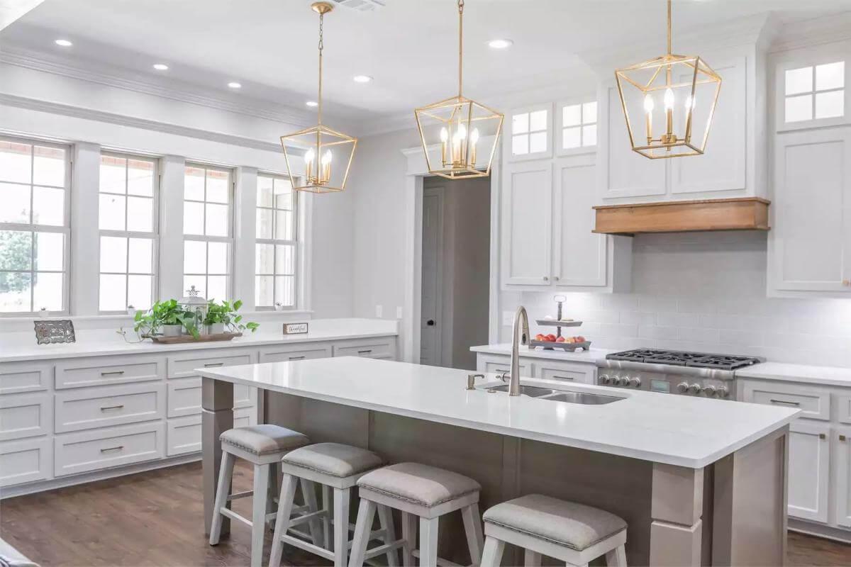 Check Out These Striking Pendant Lights Over the Kitchen Island
