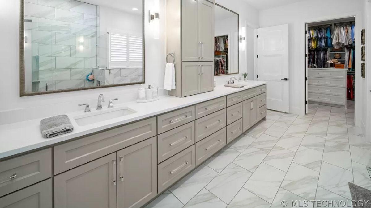 Dual Vanities and Ample Storage in a Timeless Bathroom โ Plus a Glimpse into the Closet