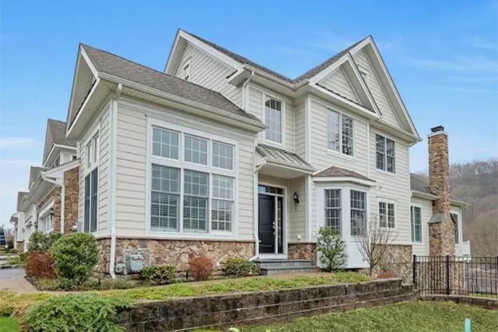 Colonial Revival-Style 3-Bedroom Home with Loft and Open Living Space (3,703 Sq. Ft. Floor Plan)