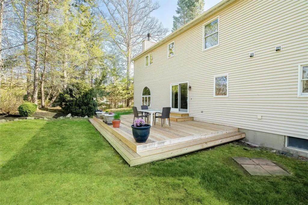 Deck