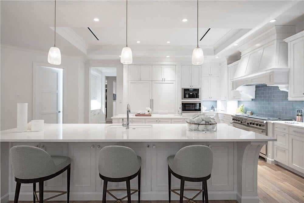 Sleek Kitchen Design with a Massive Central Island You Can
