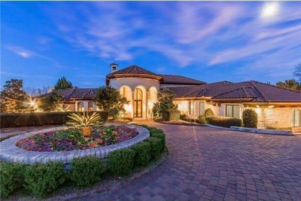 Wow, Look at This Mediterranean Villa with Its Circular Entryway