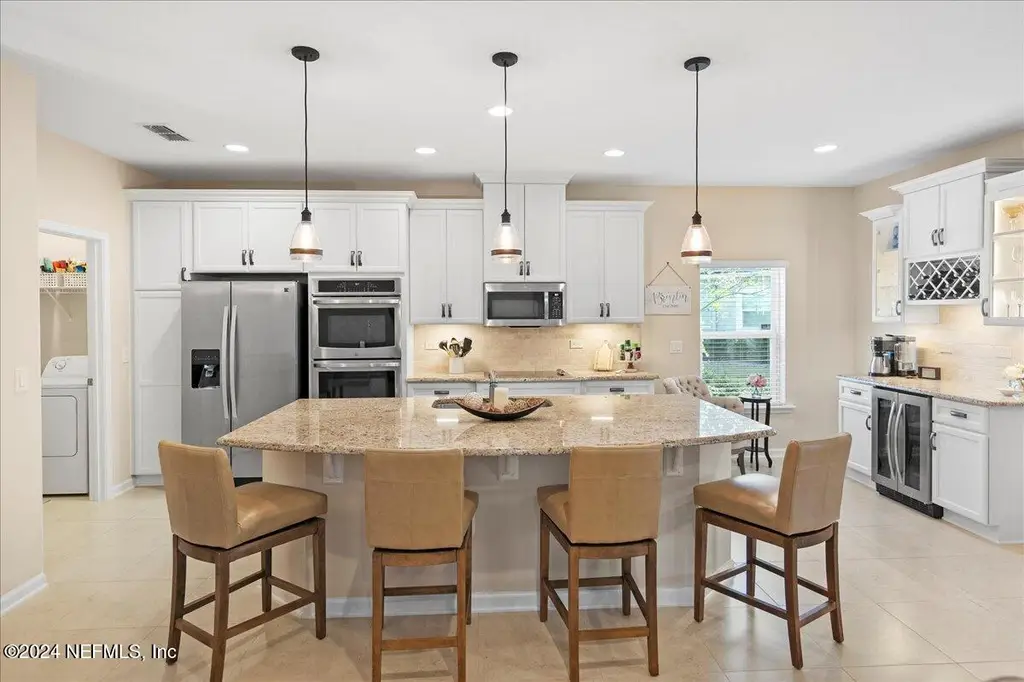 Traditional 5-Bedroom with Open-Concept Layout and Screened-in Pool (2,319 Sq. Ft. Floor Plan) 