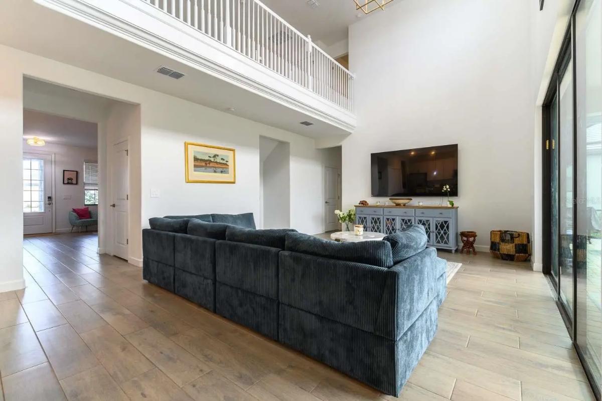 Traditional-Style 5-Bedroom Home with Open Floor Plan and 3-Car Garage (3,283 Sq. Ft. Floor Plan)