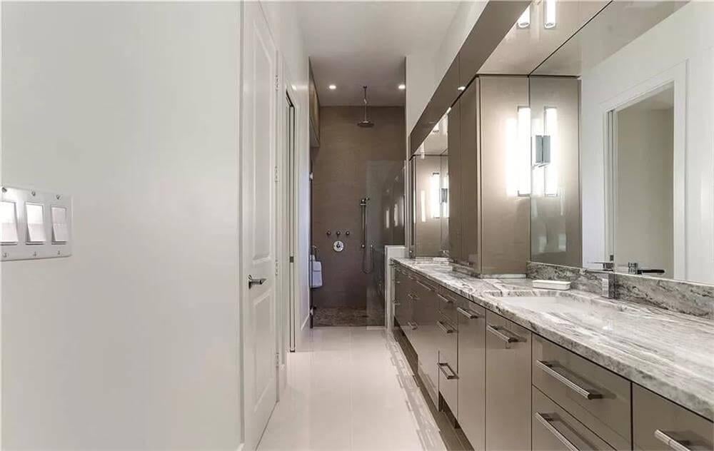 Wow, Look at That Sleek Double Vanity in the Modern Bathroom