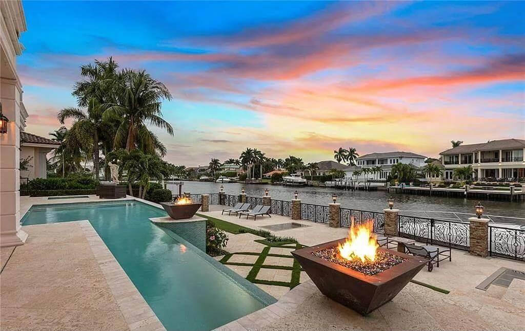 Wow, Look at These Fire Features by the Pool