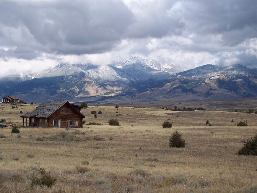 10 Secluded Neighborhoods in Southern Montana