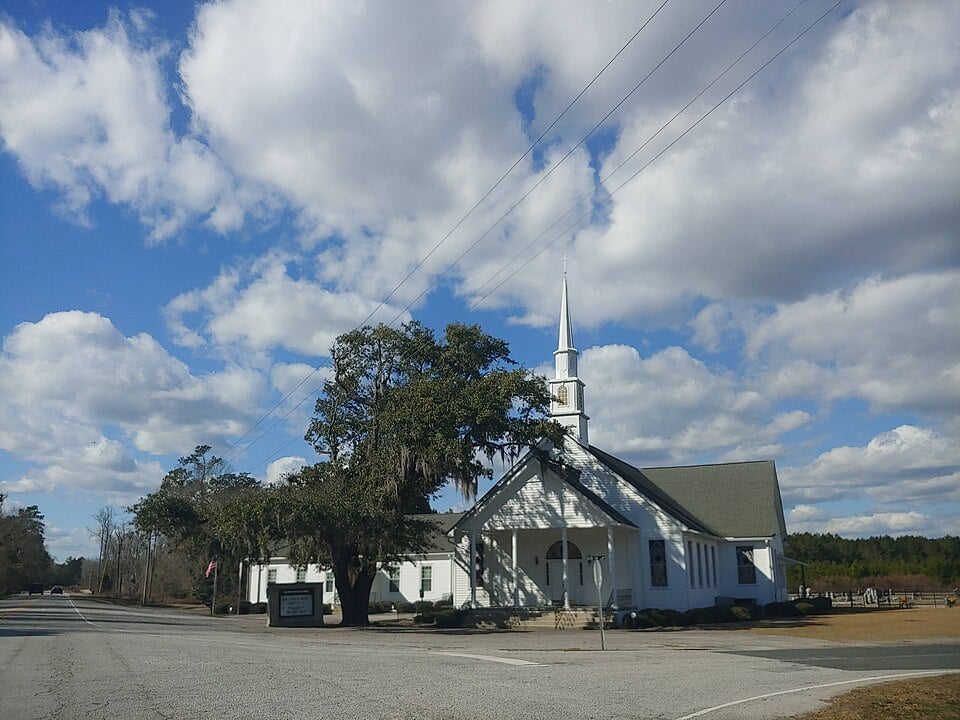 10 Secluded Towns Tucked Away in the Southern Corner of South Carolina