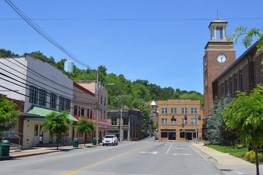 25 Secluded Towns Tucked into the Backroads of Eastern Kentucky