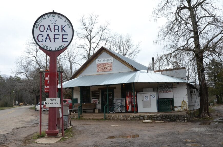 10 Secluded Towns in Western Arkansas