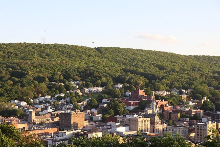 15 Best Small Towns in Pennsylvania for Visiting Historic Industrial Sites