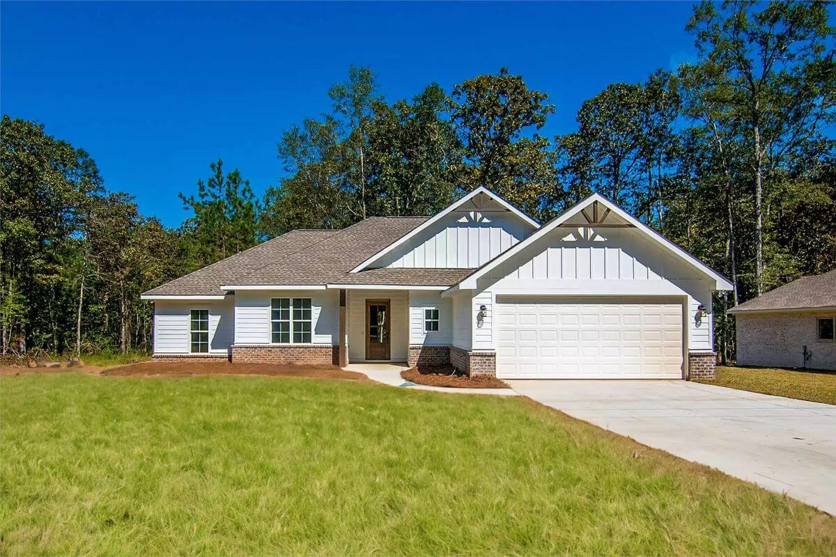 4-Bedroom Harrington Modern Farmhouse with Double Garage and Covered Patio (Floor Plan)